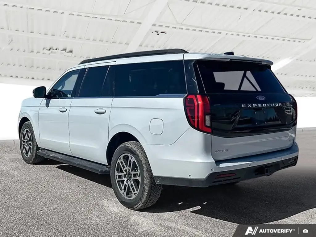 Ford Expedition 2025 photo 4