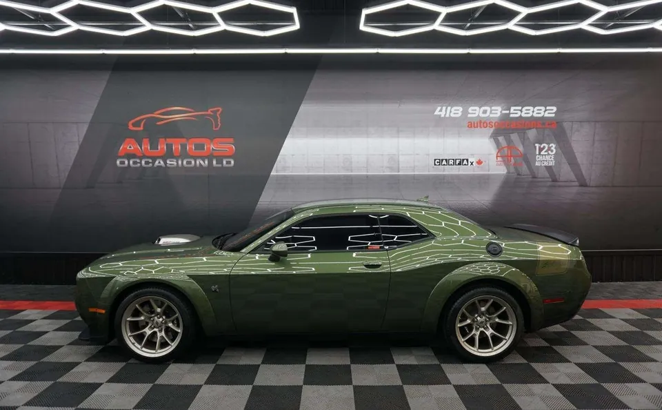 Dodge Challenger