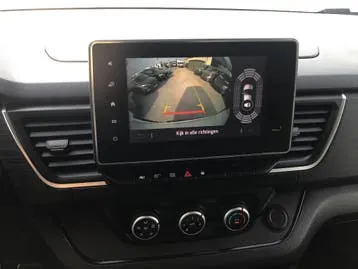Renault Trafic 2024 photo 3