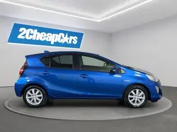 Toyota Aqua 2015 photo 5