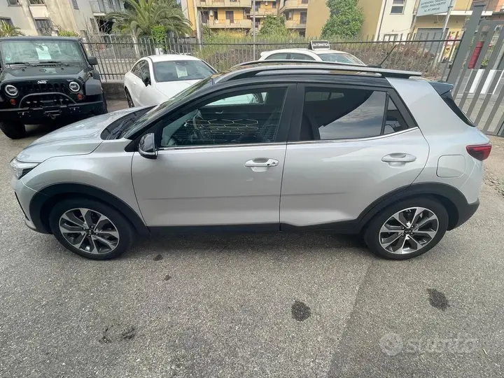 Kia Stonic 2018 photo 5