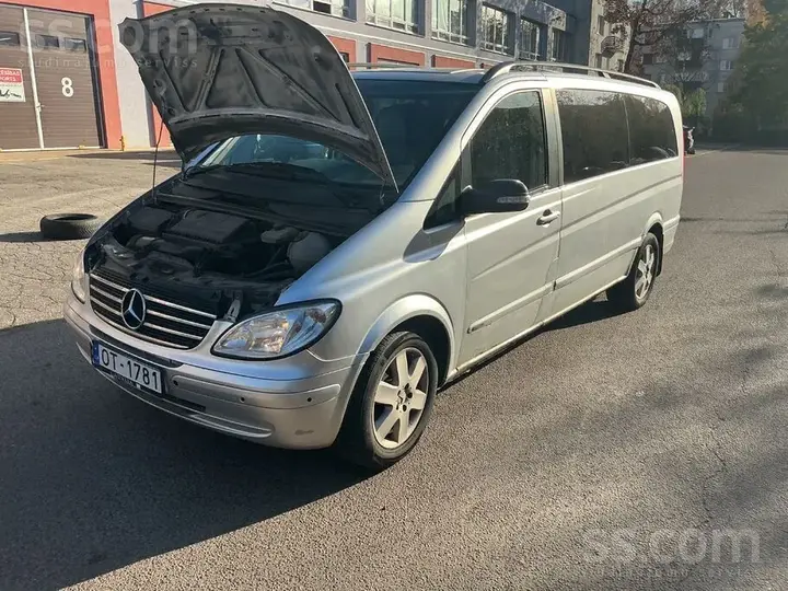 Mercedes-Benz Viano 2004 photo 2