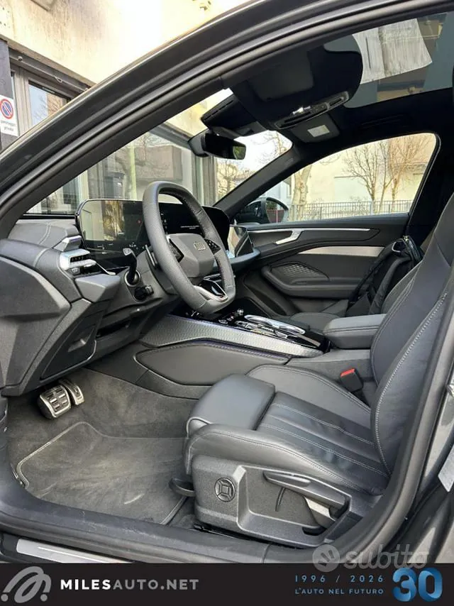 Audi A6 Avant 2025 photo 3
