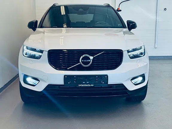 Volvo Xc40 2020 photo 2
