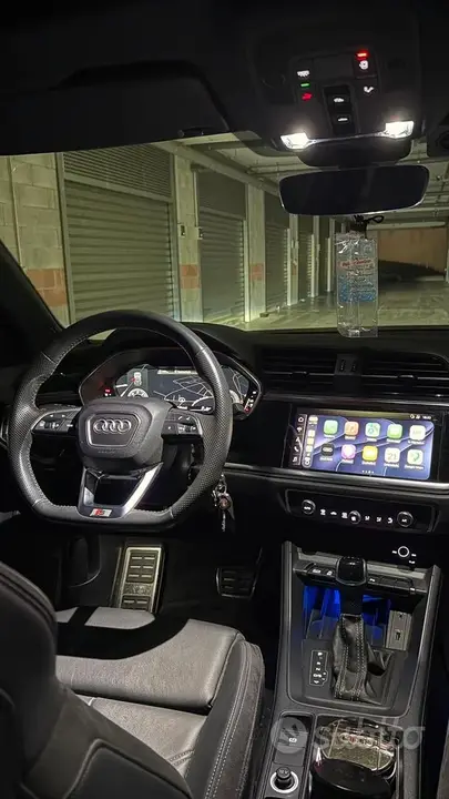 Audi Q3 2018 photo 3