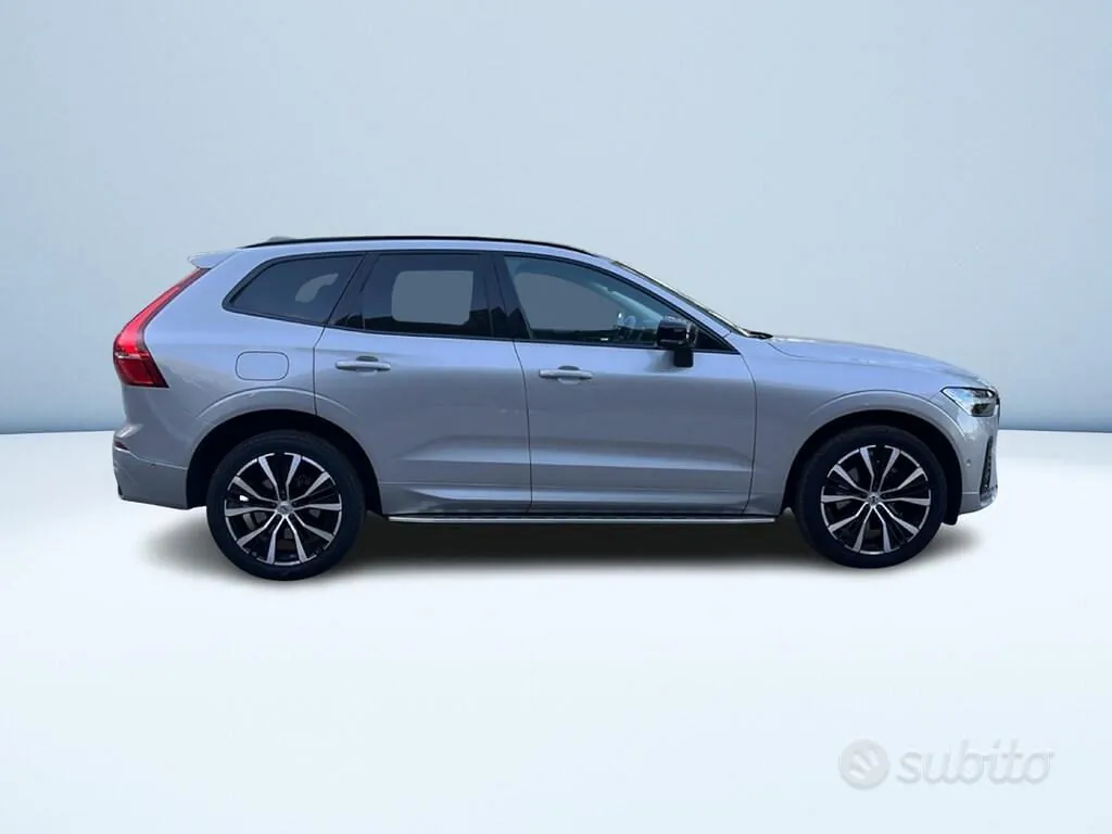 Volvo Xc60 2023 photo 3