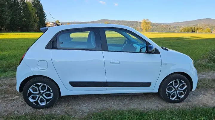 Renault Twingo 2022 photo 3