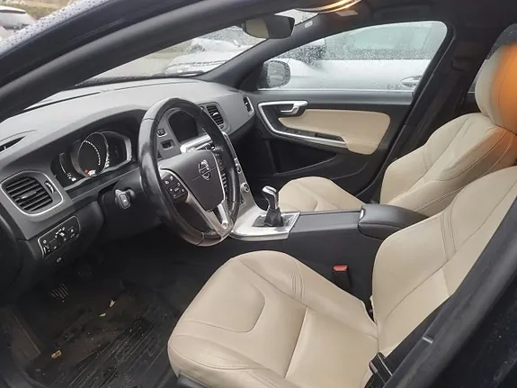 Volvo V60 2018 photo 3
