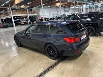 BMW 318D 2012 photo 2