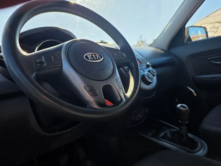 Kia Soul 2011 photo 3