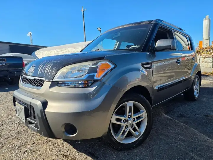 Kia Soul 2011 photo 2