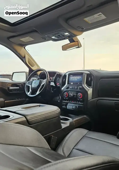 Chevrolet Silverado 2021 photo 2