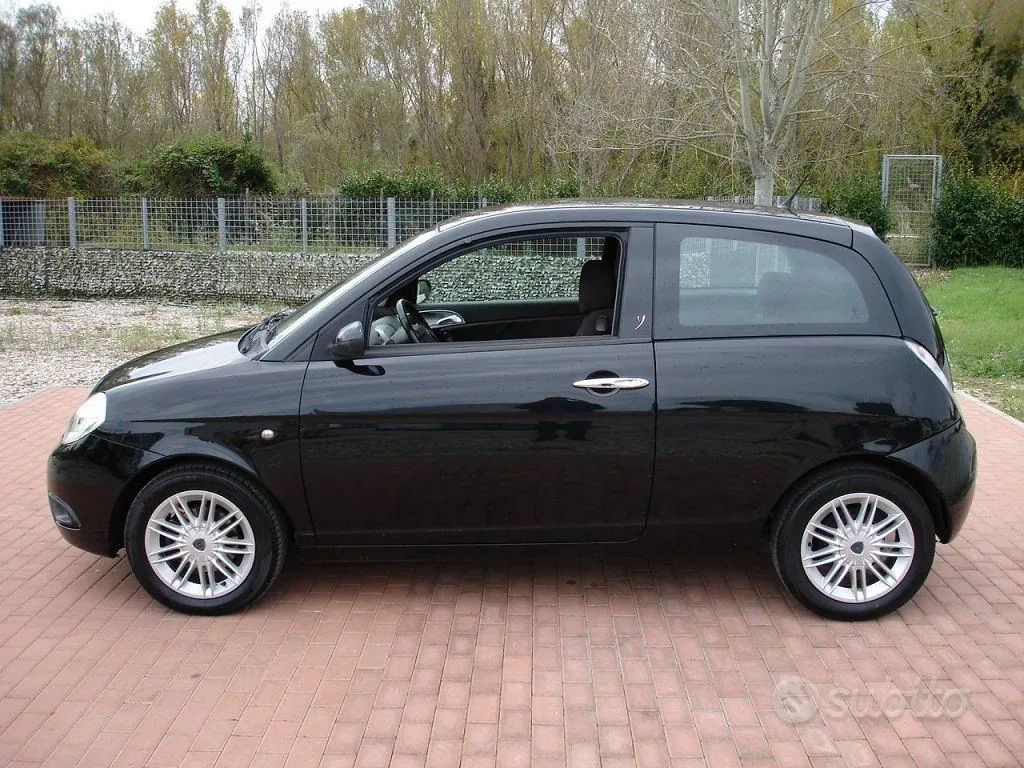 Lancia Ypsilon 2008 photo 4