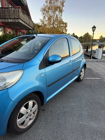 Peugeot 107 2007 photo 4