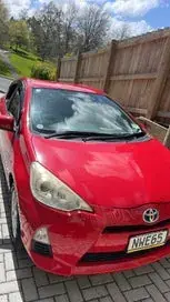 Toyota Aqua 2012 photo 3