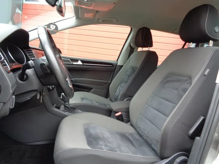Volkswagen Golf Sportsvan 2015 photo 2