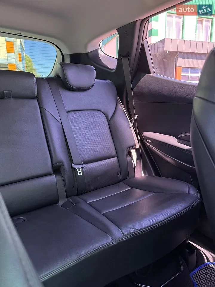 Hyundai Santa Fe 2016 photo 4