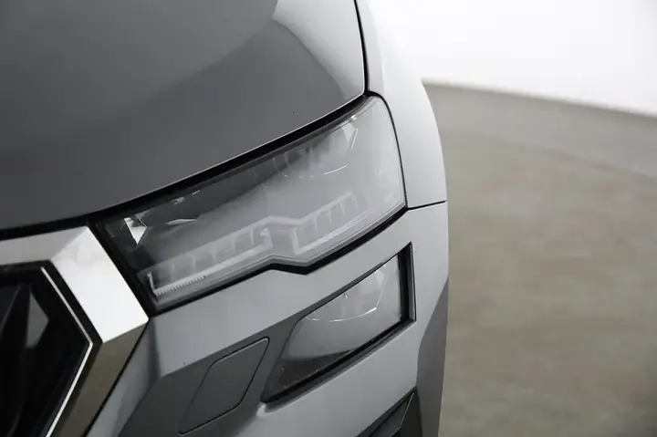 Skoda Karoq 2023 photo 3