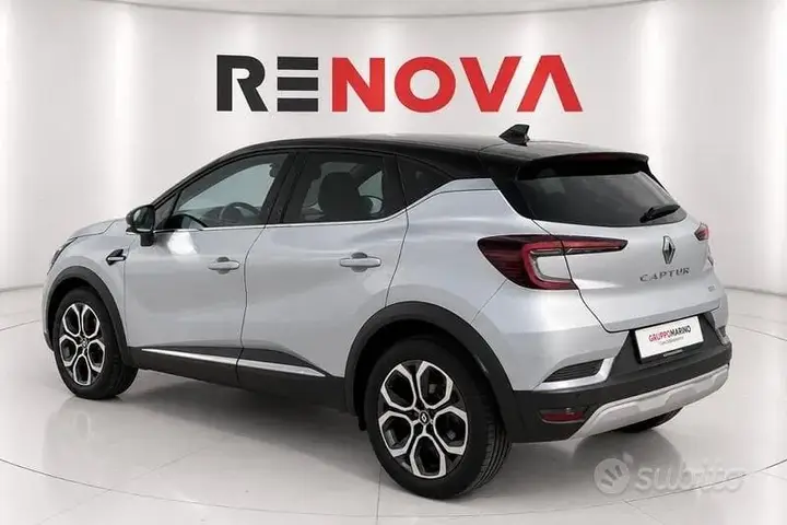 Renault Captur 2023 photo 3