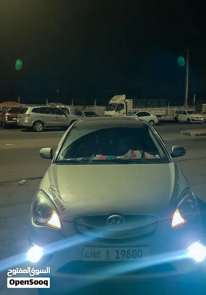Hyundai Accent 2010 photo 5