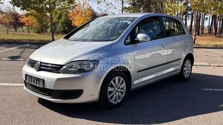 Volkswagen Golf Plus 2013 photo 2