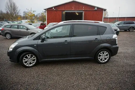 Toyota Corolla Verso 2009 photo 4