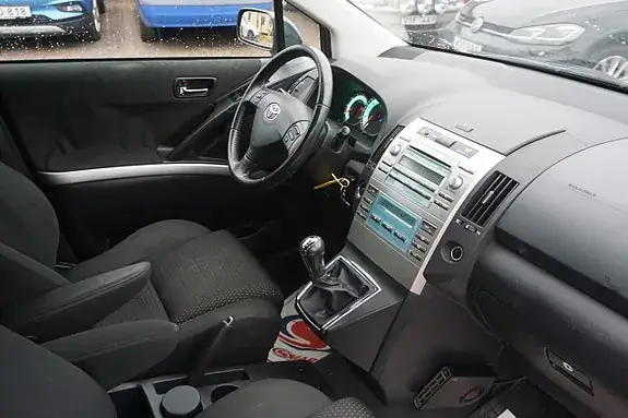 Toyota Corolla Verso 2009 photo 5