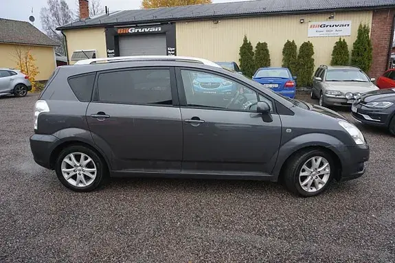 Toyota Corolla Verso 2009 photo 3