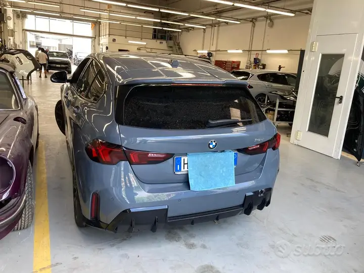 BMW 1 Series 2025 photo 2