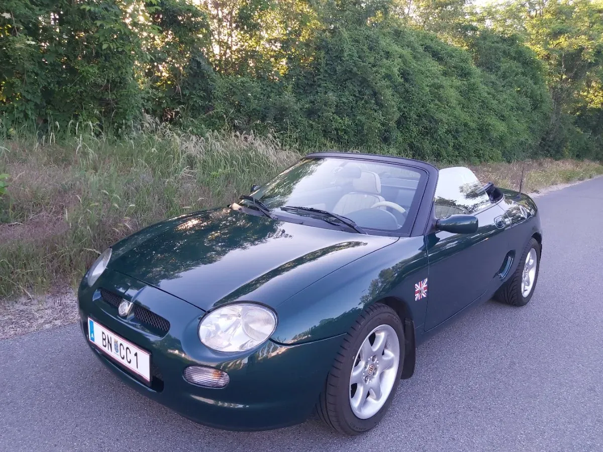 MG Mg F 1998 photo 2
