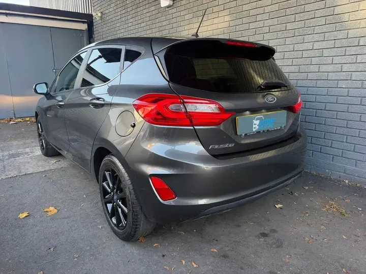 Ford Fiesta 2018 photo 5
