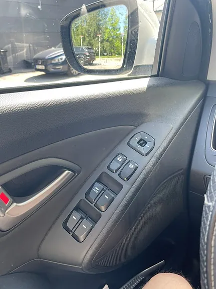 Hyundai Ix35 2012 photo 5