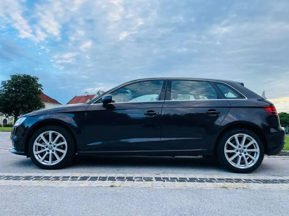Audi A3 2017 photo 3