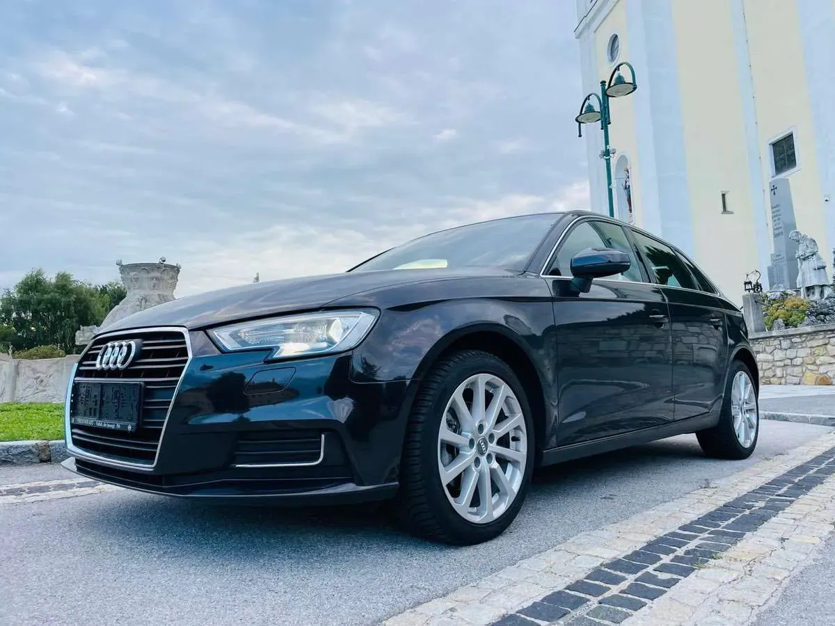 Audi A3 2017 photo 2