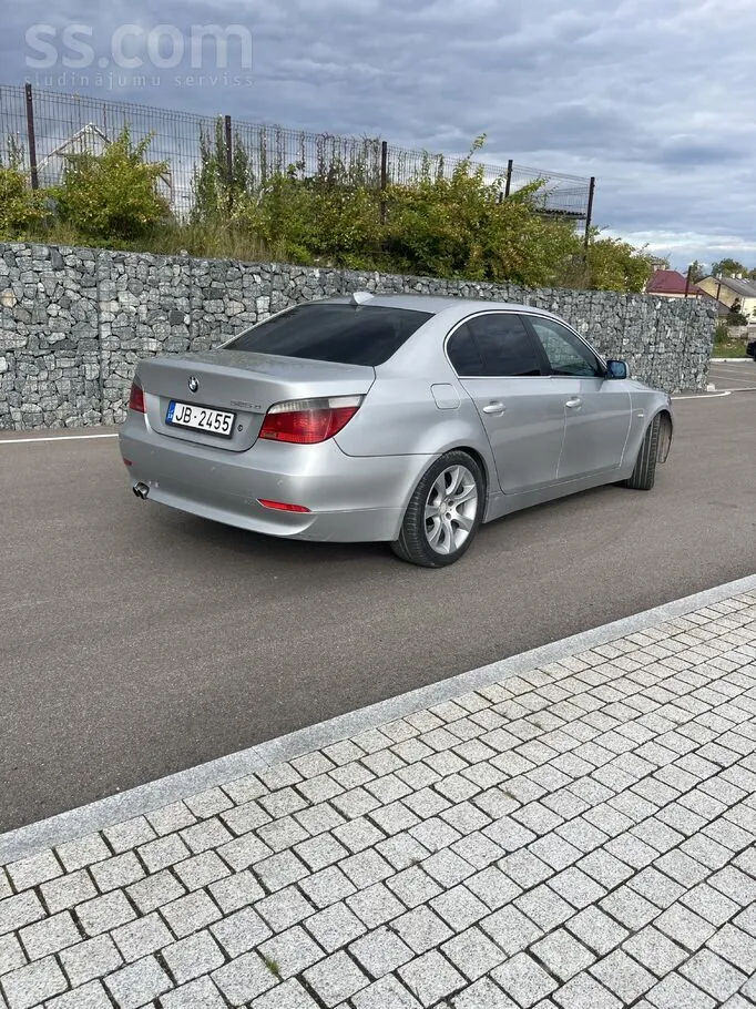 BMW 525D 2005 photo 2