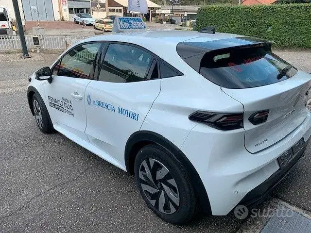 Renault Clio 2026 photo 3