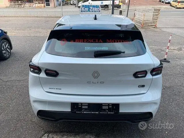 Renault Clio 2026 photo 4
