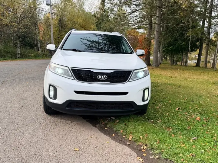 Kia Sorento 2014 photo 4