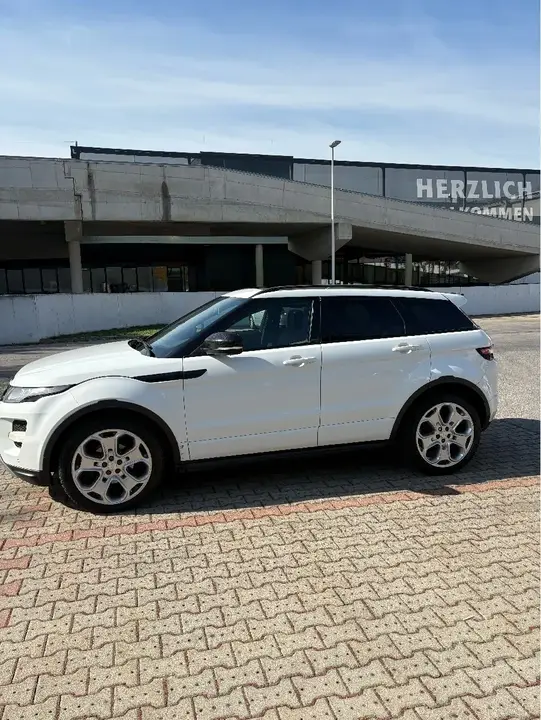 Land Rover Range Rover Evoque 2012 photo 3