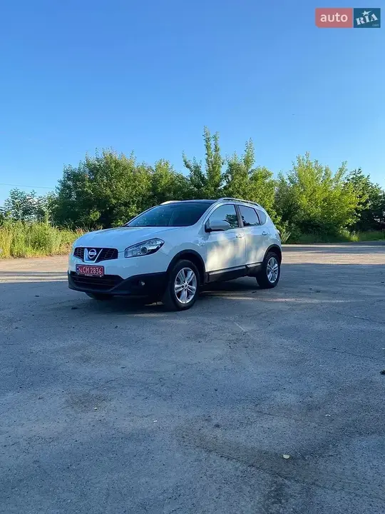 Nissan Qashqai 2010 photo 5