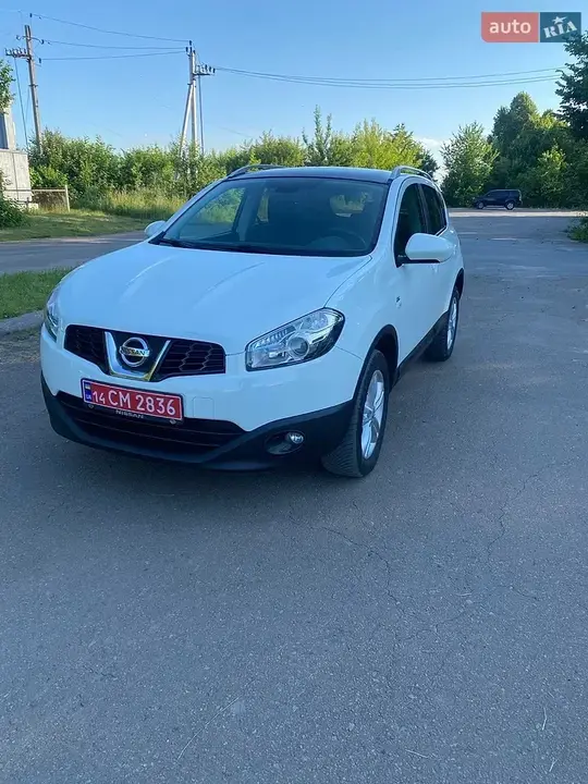 Nissan Qashqai 2010 photo 2
