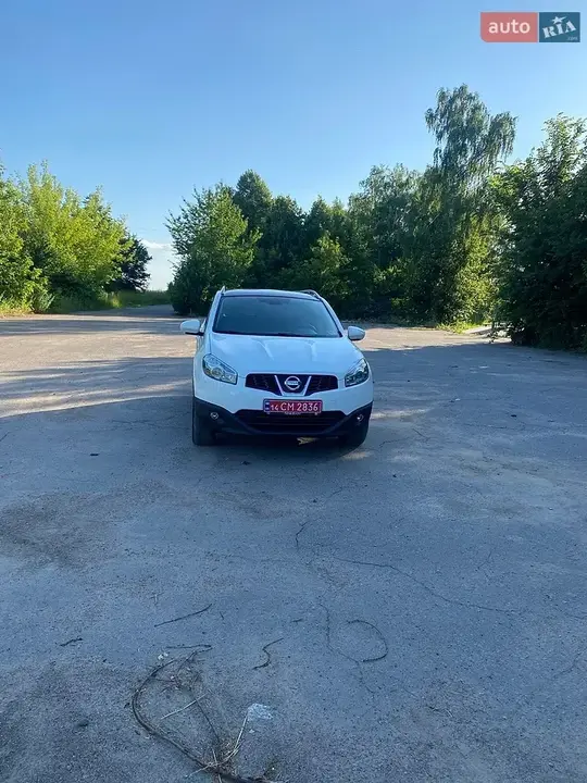Nissan Qashqai 2010 photo 3