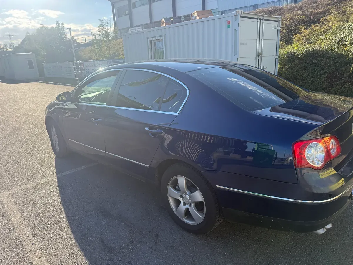 Volkswagen Passat 2005 photo 3