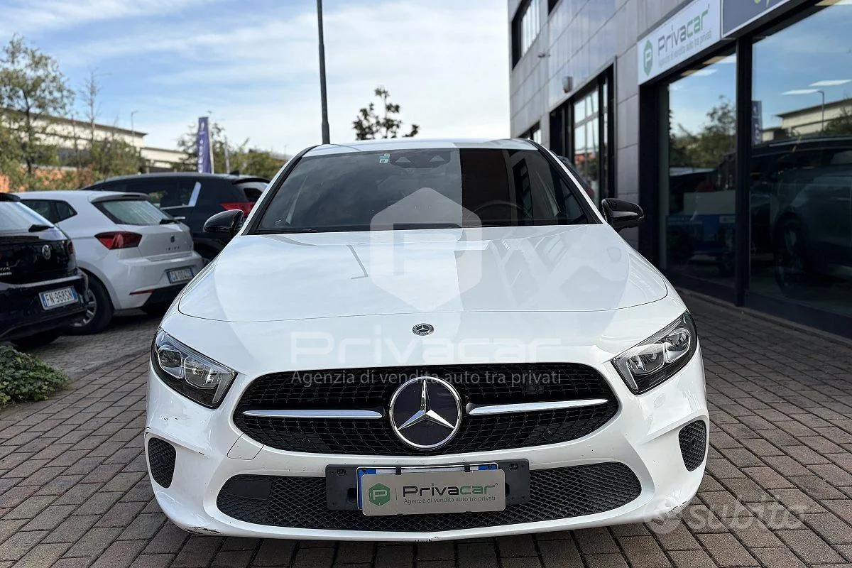 Mercedes-Benz A 180 2019 photo 2