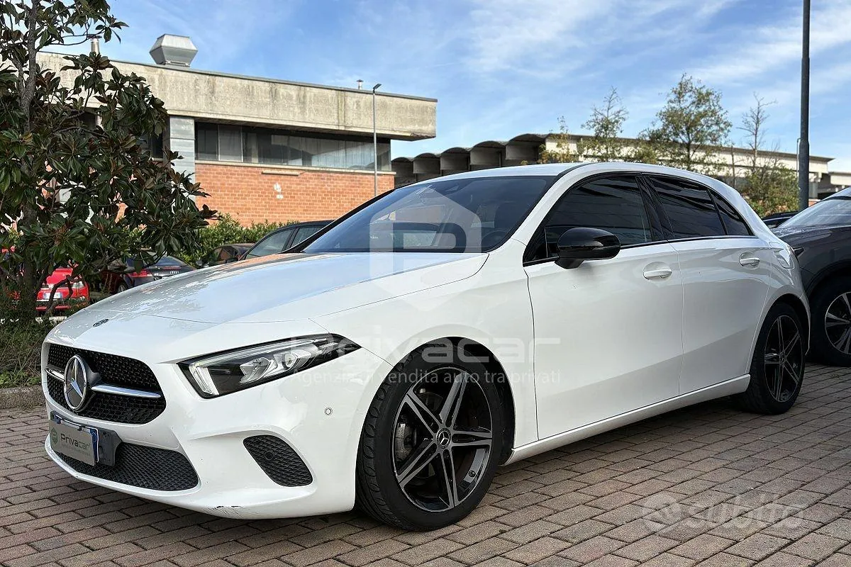 Mercedes-Benz A 180 2019 photo 3