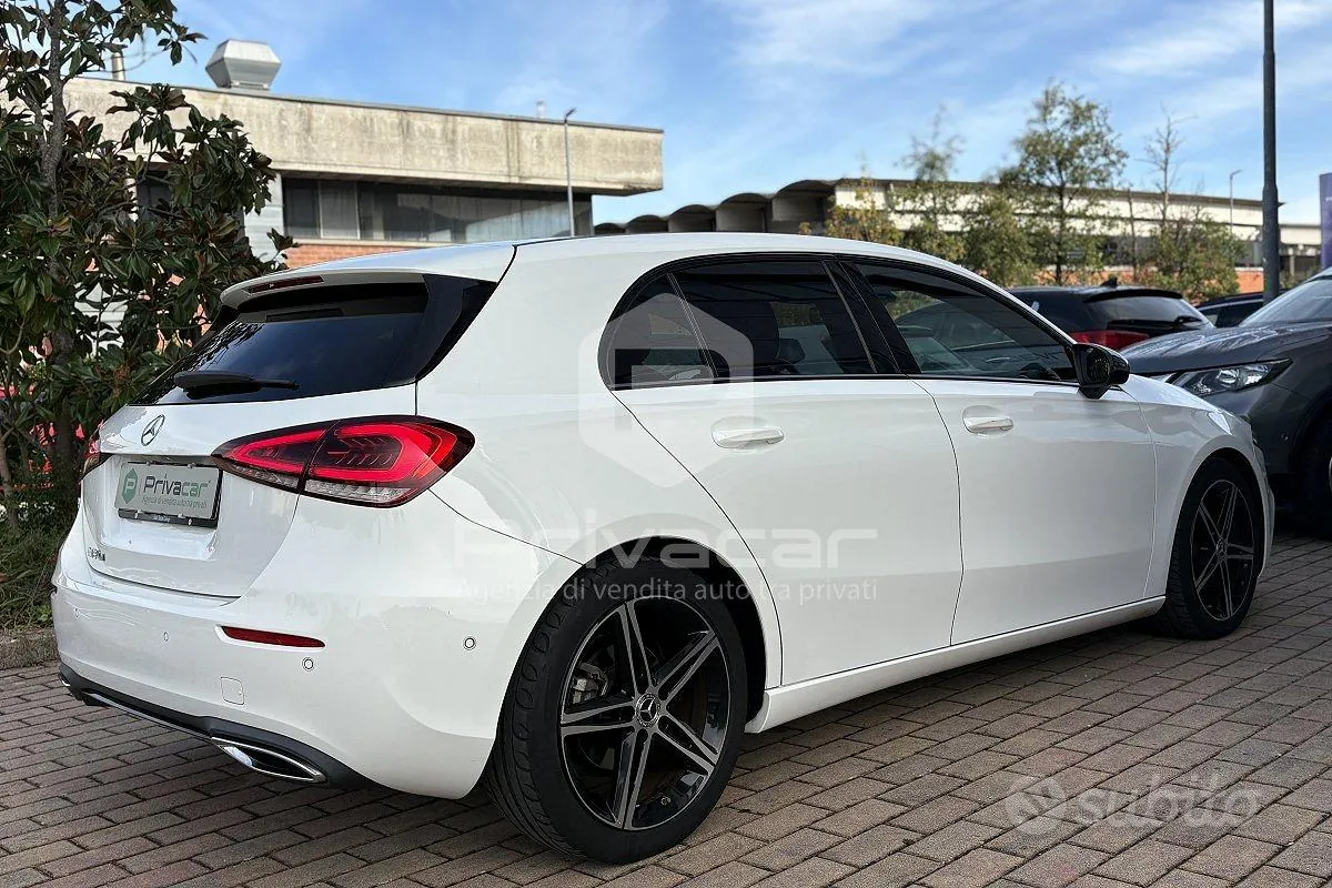 Mercedes-Benz A 180 2019 photo 4
