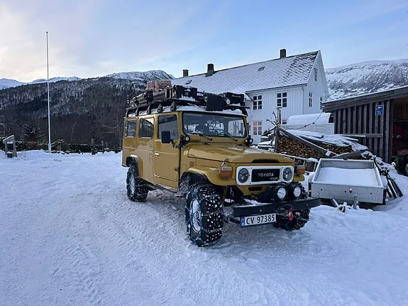 Toyota Land Cruiser