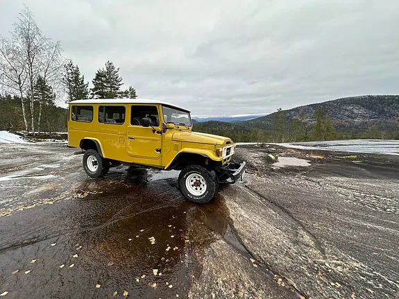Toyota Land Cruiser 1974 photo 3