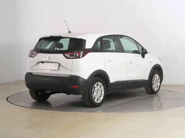 Opel Crossland 2020 photo 4