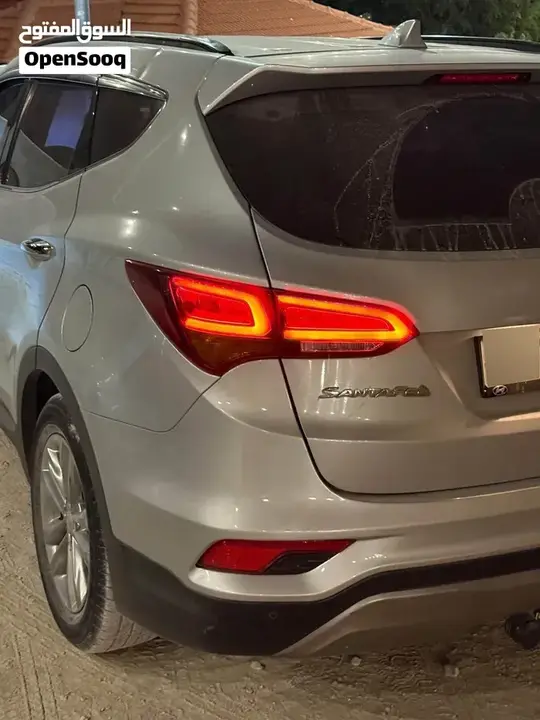 Hyundai Santa Fe 2016 photo 2